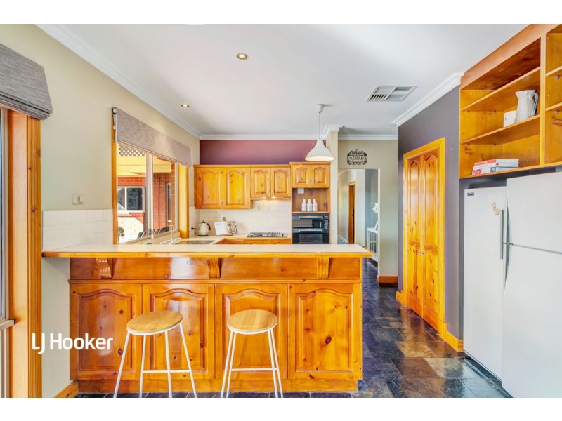 32 Holbrook Crescent, Greenwith SA 5125