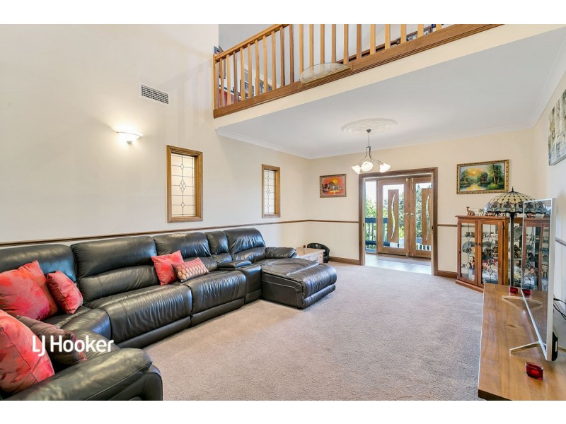 11 Hudson Lowe Drive, Greenwith SA 5125