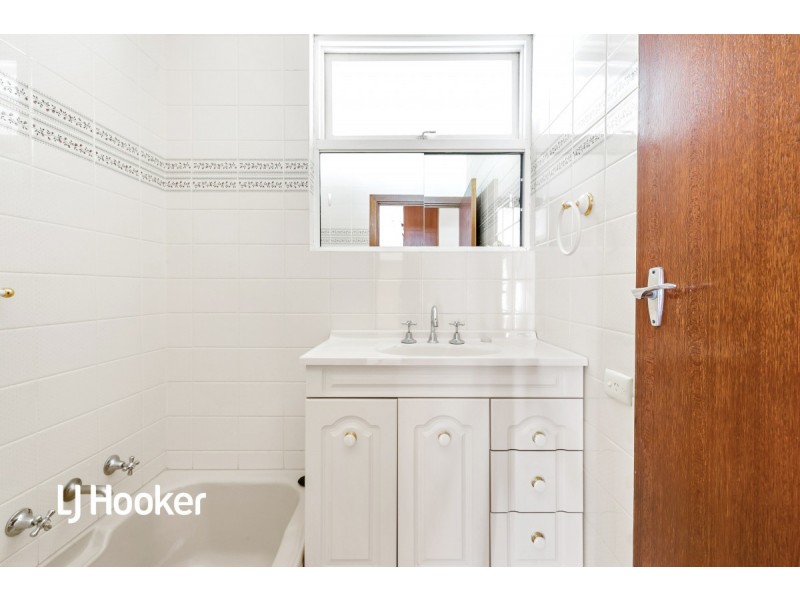 123 Harvey Road, Elizabeth Grove SA 5112