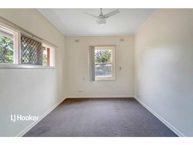 2 Thompson Street, Elizabeth South SA 5112