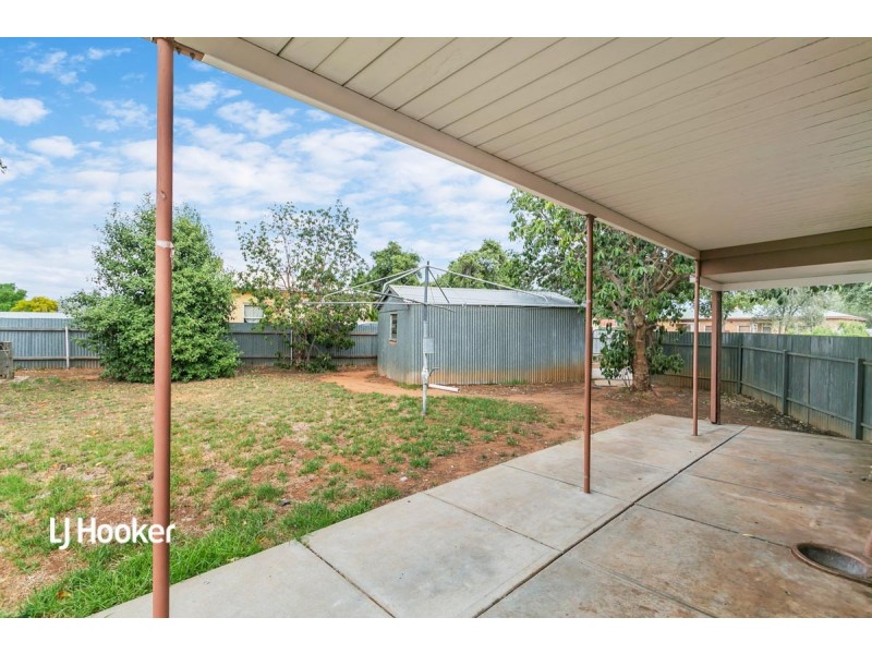 2 Thompson Street, Elizabeth South SA 5112