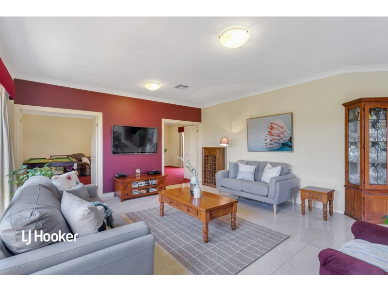 13 Antigua Court, Mawson Lakes SA 5095