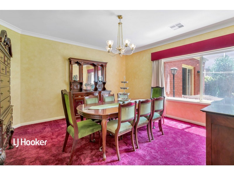 13 Antigua Court, Mawson Lakes SA 5095