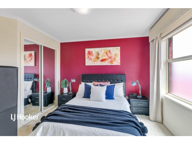 13 Antigua Court, Mawson Lakes SA 5095