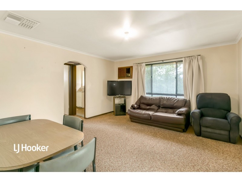 25 Gaylard Crescent, Redwood Park SA 5097