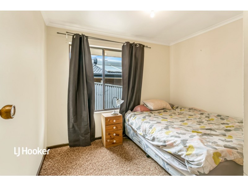 25 Gaylard Crescent, Redwood Park SA 5097