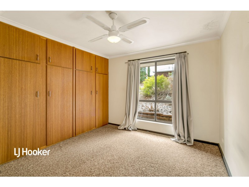 25 Gaylard Crescent, Redwood Park SA 5097