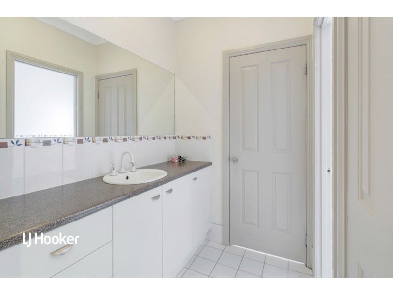 8 Stony Way, Mawson Lakes SA 5095