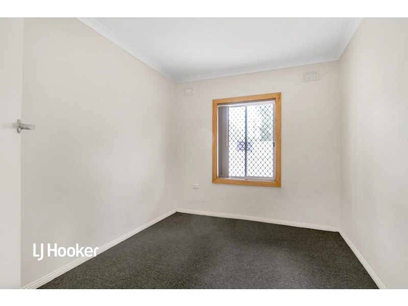17 Grateley Street, Elizabeth Grove SA 5112