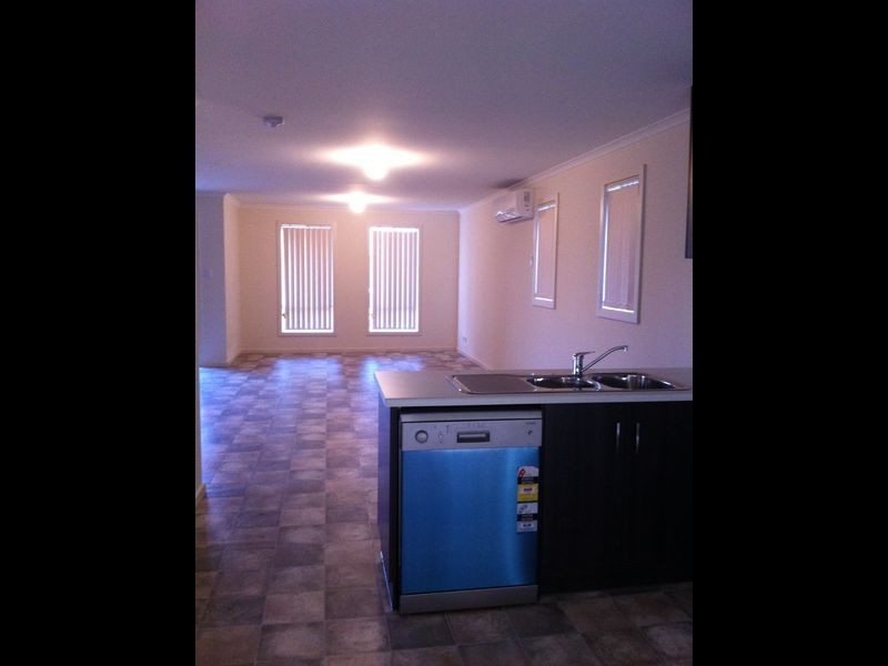 15 Roberts Street, Munno Para West SA 5115