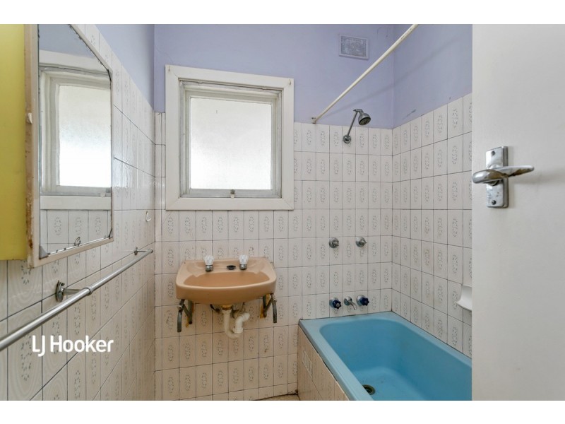 6 Kenner Street, Elizabeth Downs SA 5113