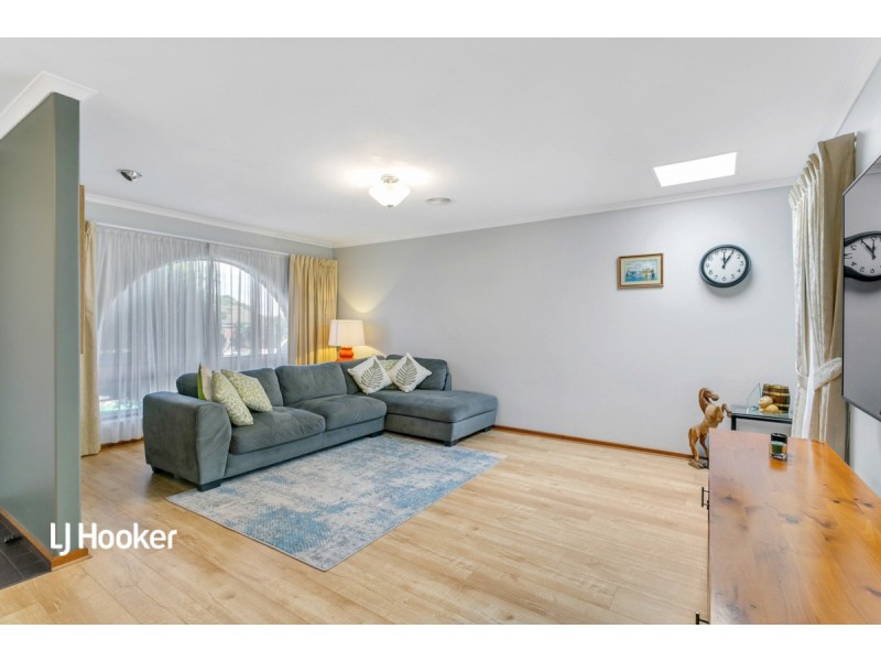 24 Yurlondi Drive, Surrey Downs SA 5126