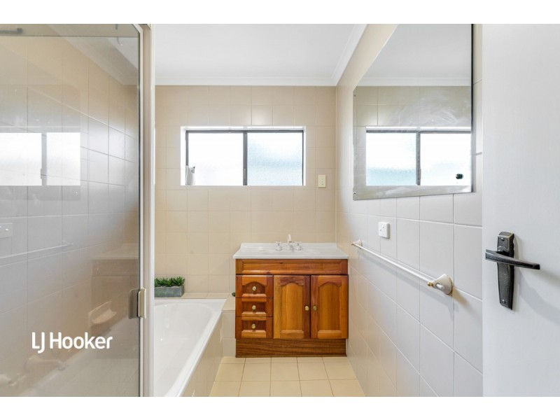 24 Yurlondi Drive, Surrey Downs SA 5126