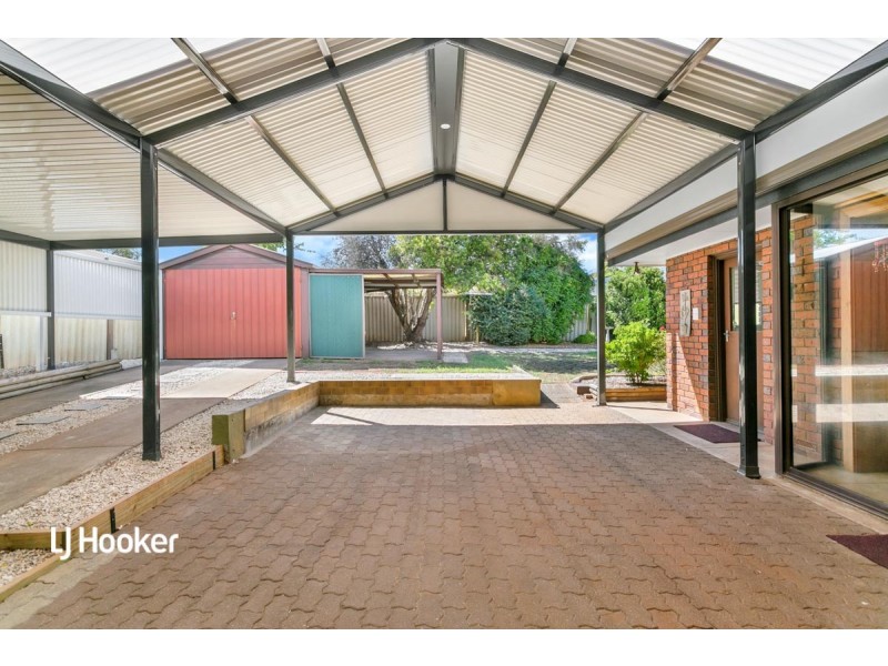 24 Yurlondi Drive, Surrey Downs SA 5126