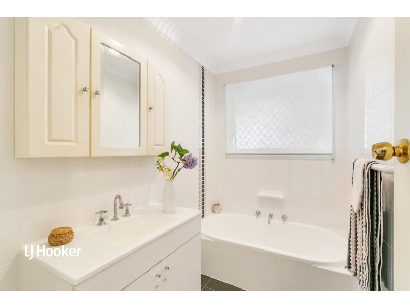 35 Allchurch Avenue, Redwood Park SA 5097