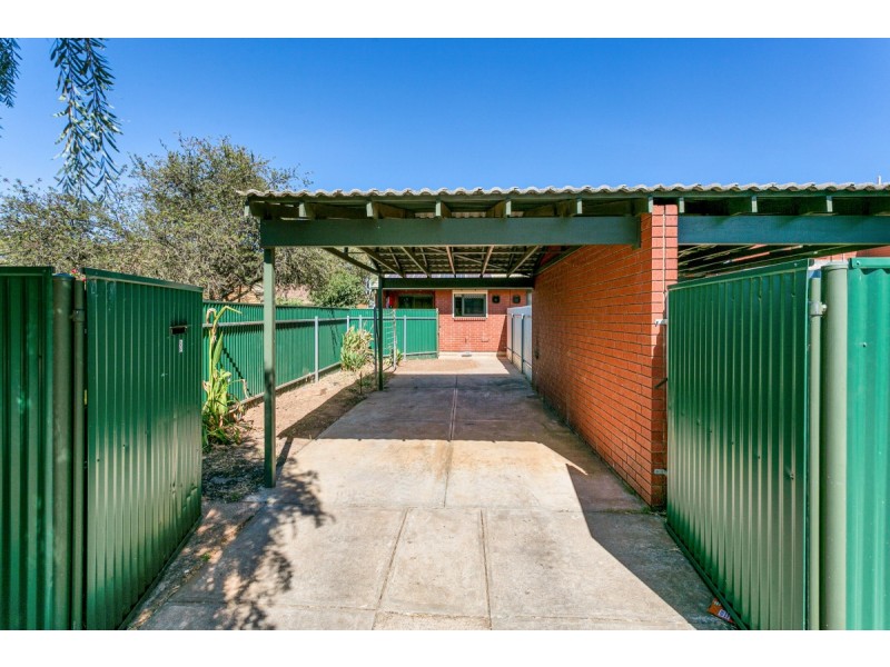8 Vienna Place, Salisbury Downs SA 5108