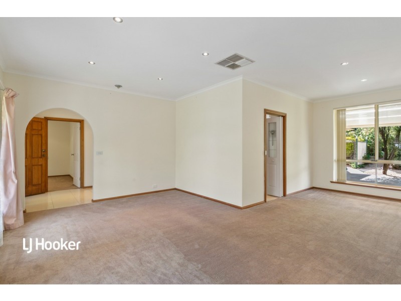 5 Jacquard Court, Greenwith SA 5125