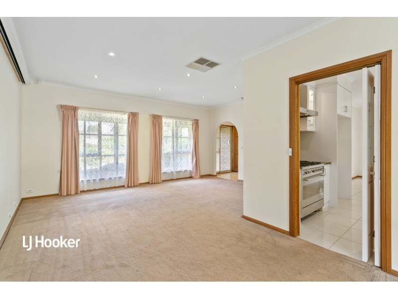 5 Jacquard Court, Greenwith SA 5125