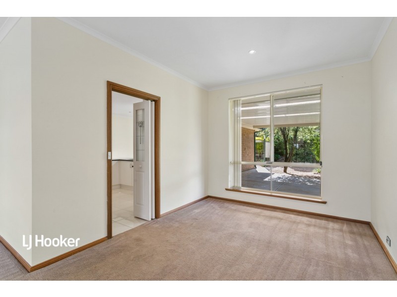 5 Jacquard Court, Greenwith SA 5125