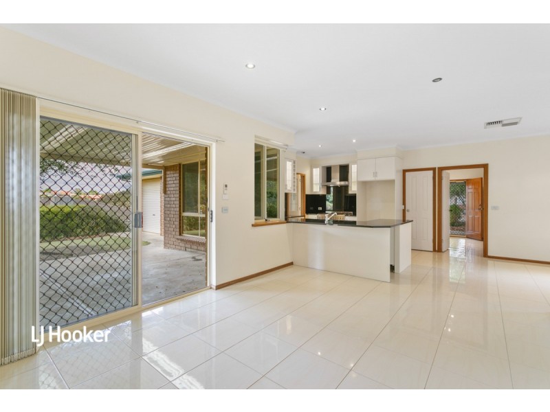 5 Jacquard Court, Greenwith SA 5125