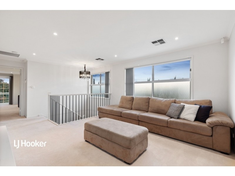 4 Glanville Crescent, Gulfview Heights SA 5096