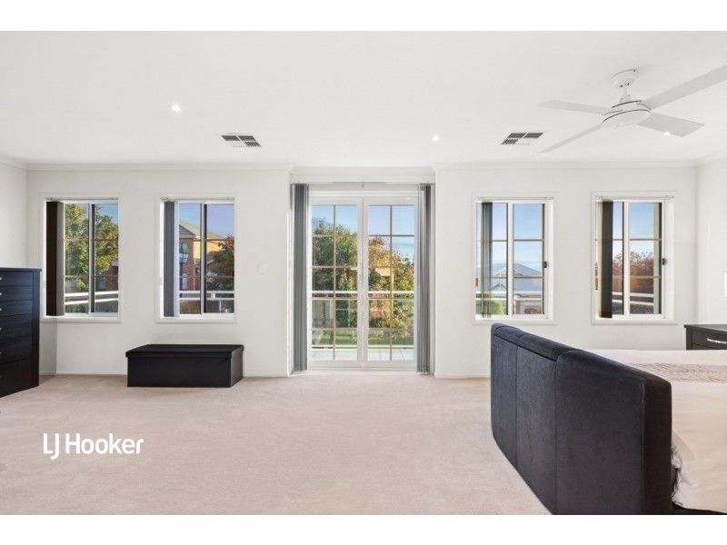 4 Glanville Crescent, Gulfview Heights SA 5096