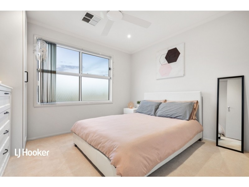 4 Glanville Crescent, Gulfview Heights SA 5096