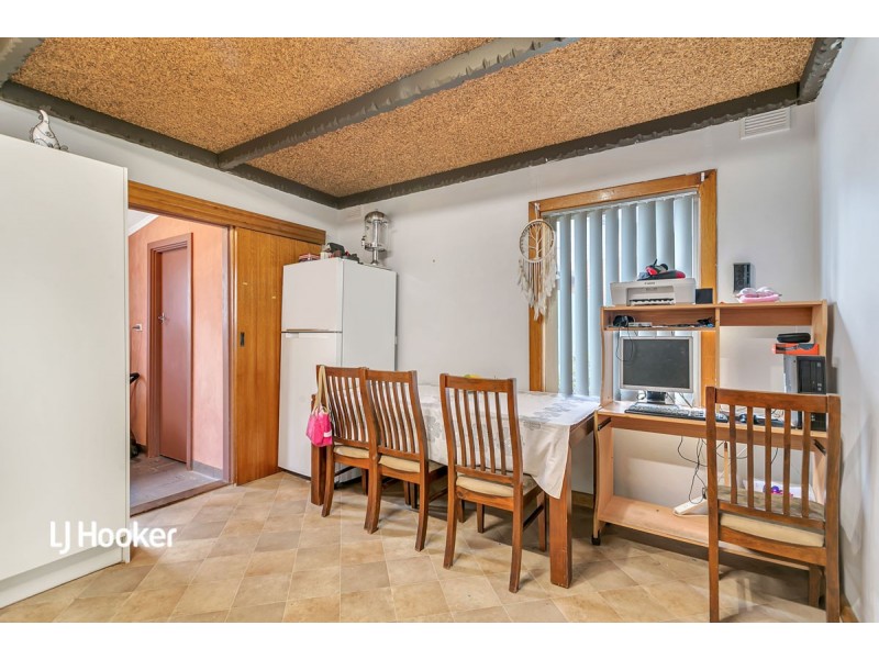 7 Robins Street, Elizabeth Downs SA 5113