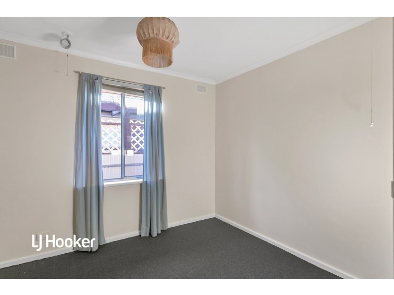 15 Gainsborough Street, Salisbury Downs SA 5108