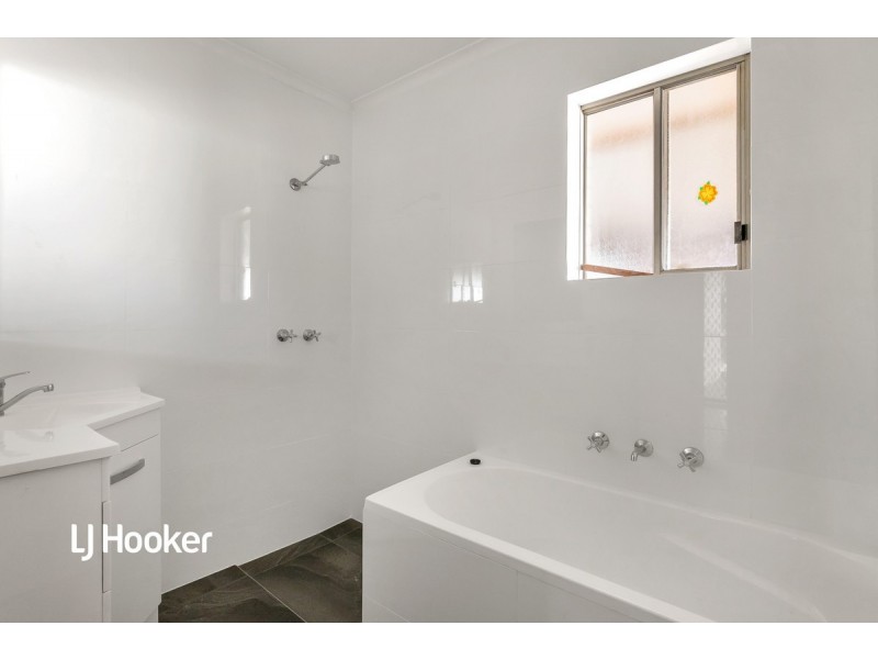 15 Gainsborough Street, Salisbury Downs SA 5108