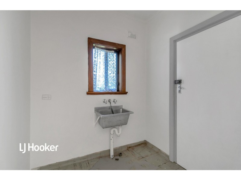 8 Atkinson Road, Elizabeth Downs SA 5113