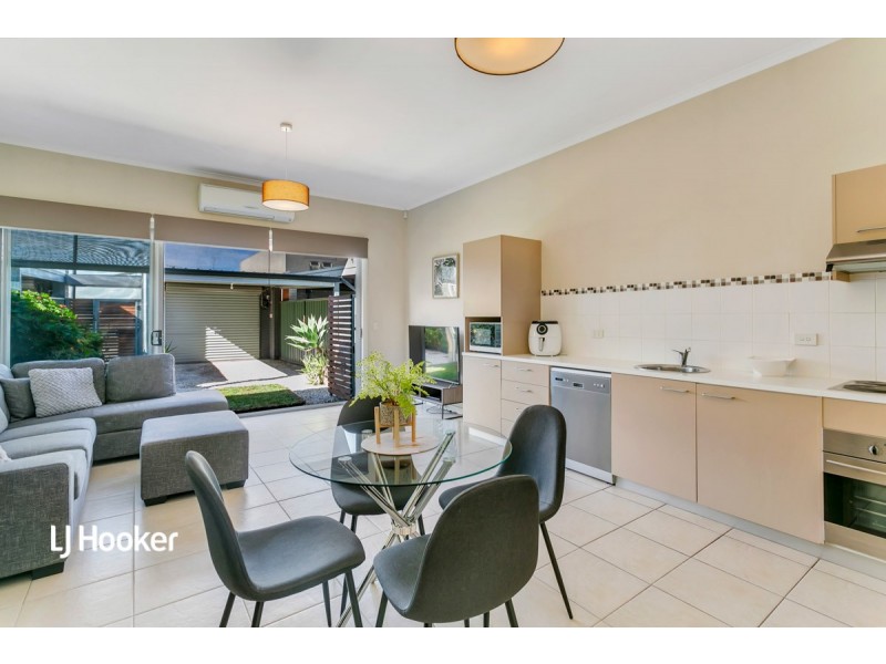 14 Hindmarsh Circuit, Mawson Lakes SA 5095