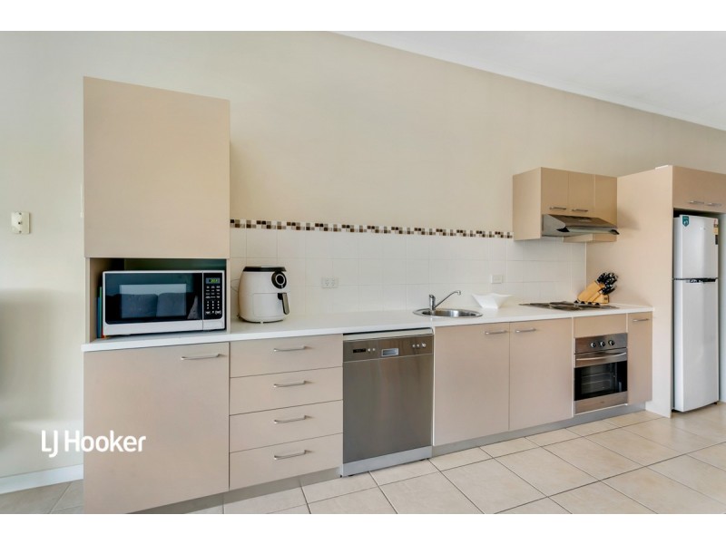 14 Hindmarsh Circuit, Mawson Lakes SA 5095