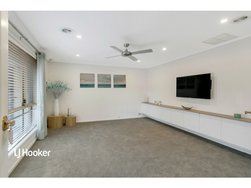 8 Bushmills Street, Greenwith SA 5125