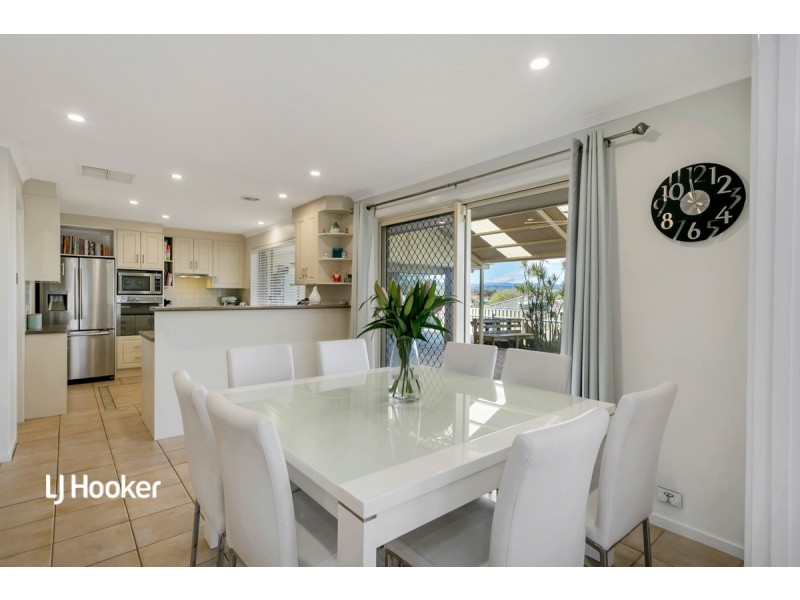 8 Bushmills Street, Greenwith SA 5125