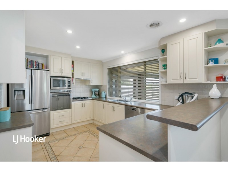 8 Bushmills Street, Greenwith SA 5125