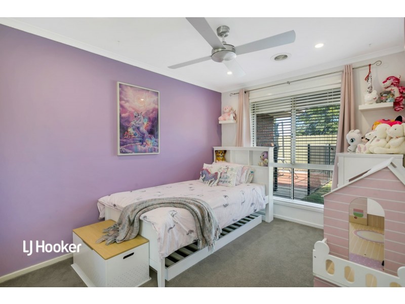 8 Bushmills Street, Greenwith SA 5125