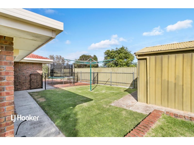 8 Bushmills Street, Greenwith SA 5125
