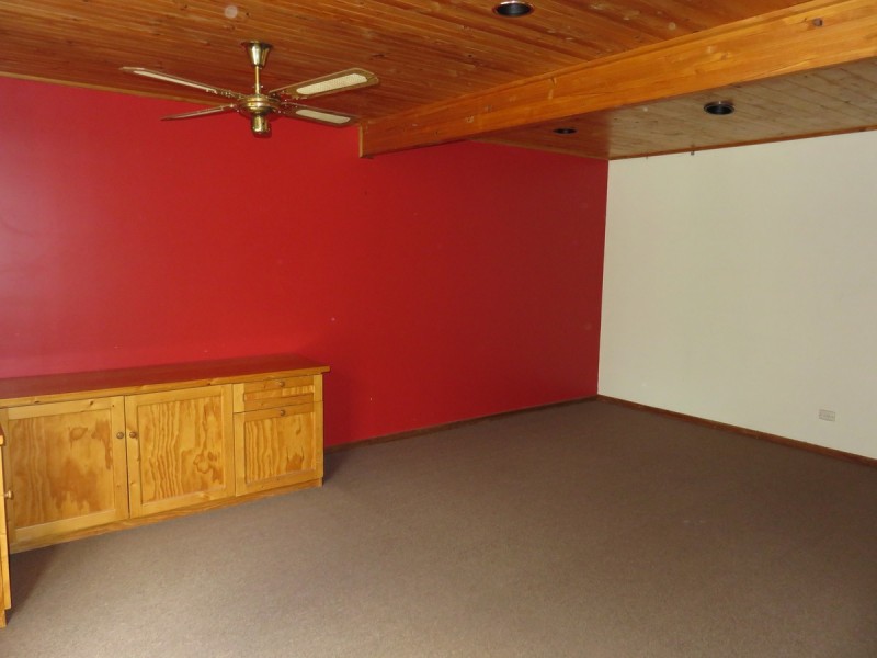 11 Bataan Road, Salisbury Heights SA 5109