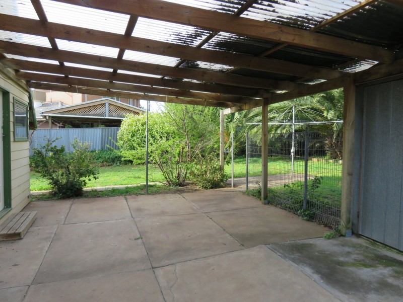 11 Bataan Road, Salisbury Heights SA 5109