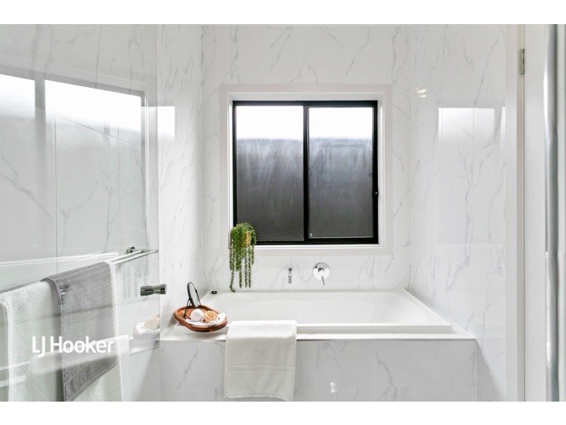 3 Glen Crescent, Vista SA 5091