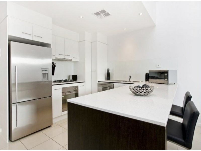 7B Lucia Place, Mawson Lakes SA 5095