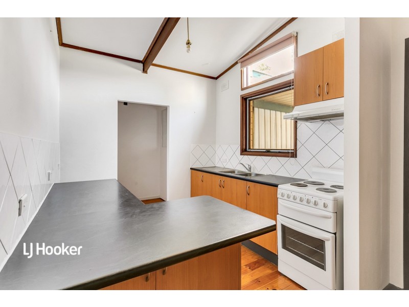 6 Burford Street, Elizabeth Downs SA 5113