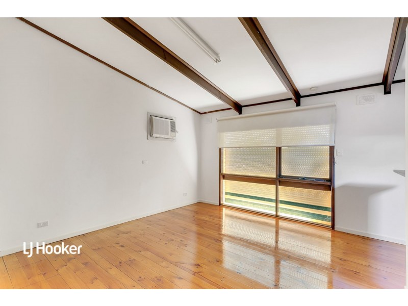 6 Burford Street, Elizabeth Downs SA 5113