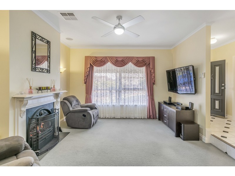 18 Anare Street, Greenwith SA 5125