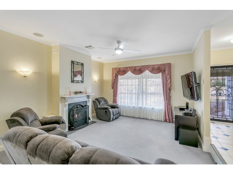 18 Anare Street, Greenwith SA 5125