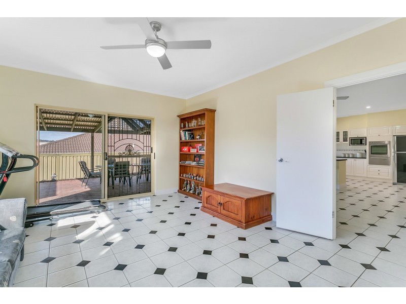 18 Anare Street, Greenwith SA 5125