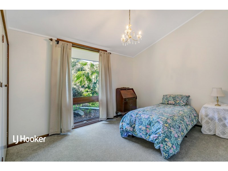 80 Currawong Crescent, Modbury Heights SA 5092