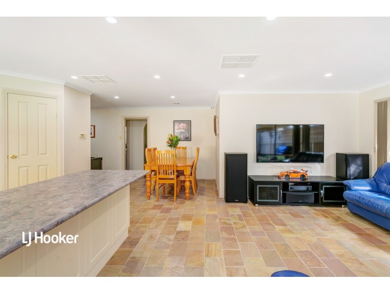 12 Crowhurst Street, Golden Grove SA 5125