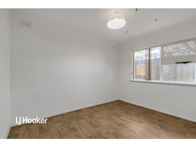 2 Billabong Road, Para Hills SA 5096